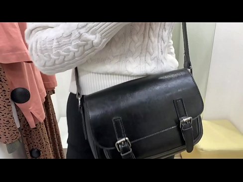 ❤️ Публічна мастурбація молодої сучки FeralBerry фалоімітатором у примірочній ☑ Анальне відео у нас uk.yespornpics.ru ❤